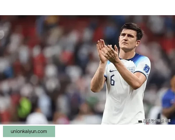 马奎尔在本赛季的表现稳健，球队防线竞争力增强，成为关键球员。